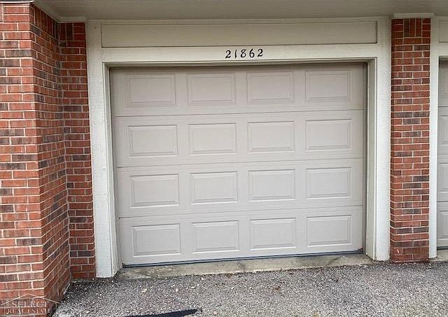 21868 Hartford Way, photo 12