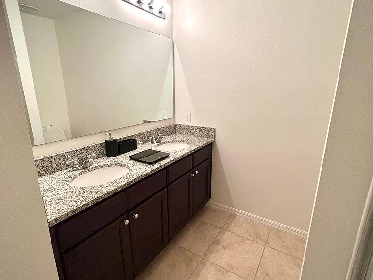 3211 Surfbird St — Photo 13