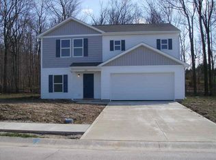 802 Apple Valley Dr, Centerville, IN 47330