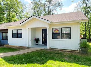 36 Spring River Ln, Cherokee Village, AR 72529