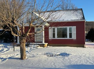 212 Woodstock Ave S, Hopwood, PA