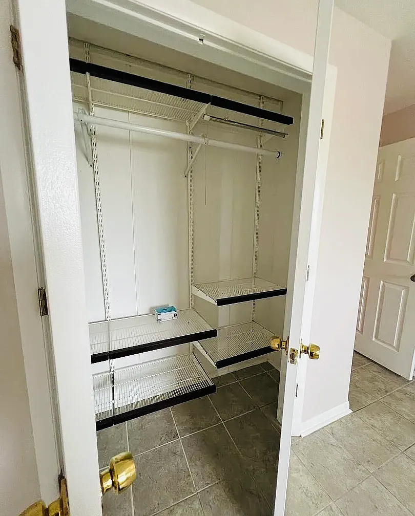 2 bed, 1.5 bath, 1000 sqft, $1,700 — Photo 2