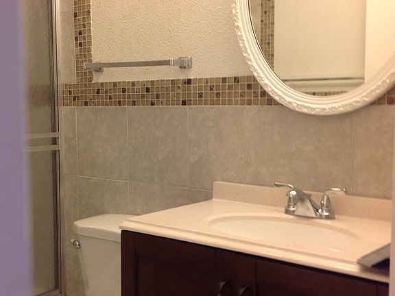 4th image of 900 E Orchard St APT 201