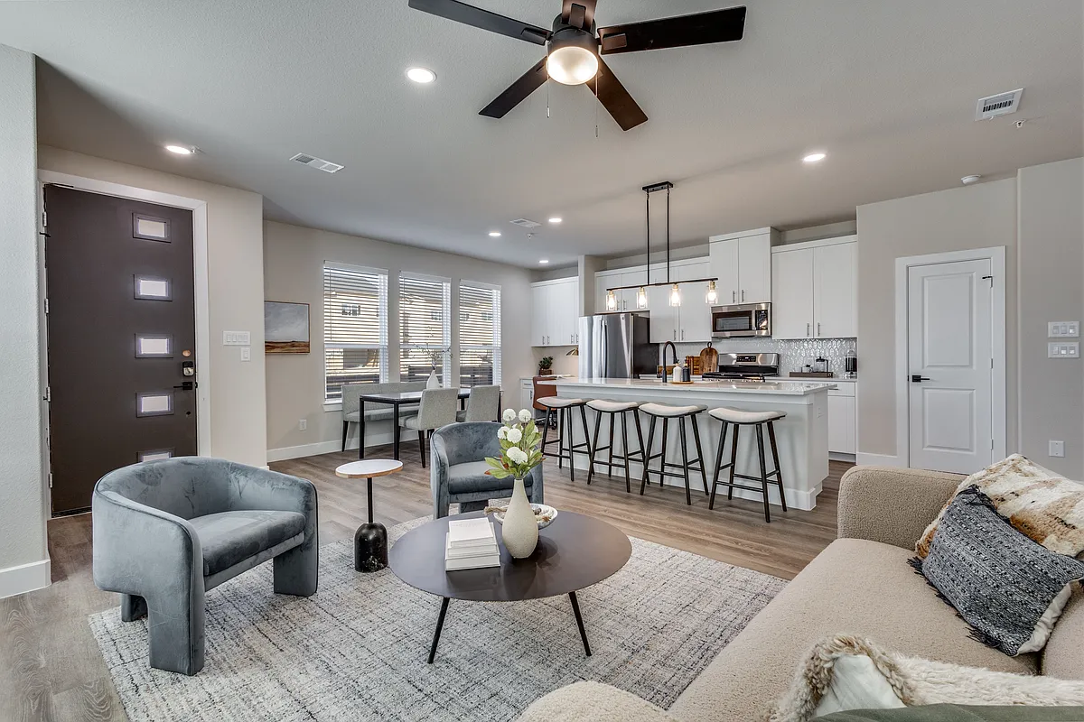 Building Photo - Townhomes at Sam Rayburn