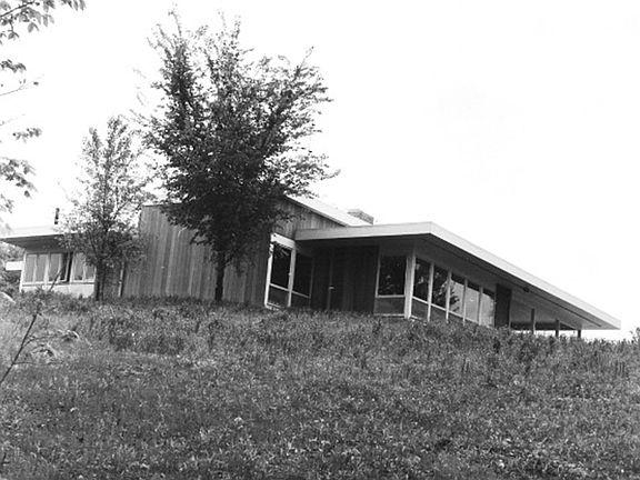 2nd image of 2750 E Spicewood Ln