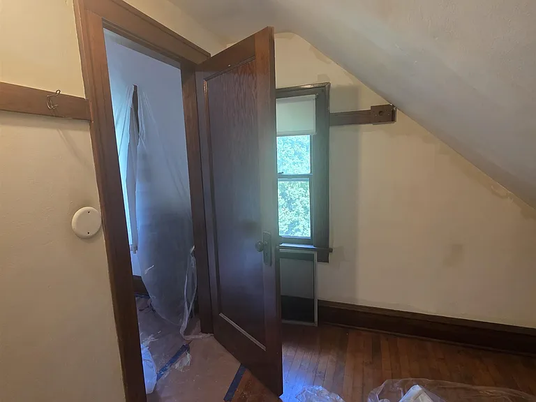 506 Springdale St — Photo 19