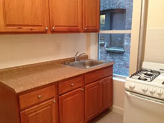 Rented by Warren T Real Estate Corp.