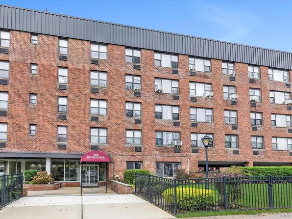 124 Smith Street #3G, Freeport, NY 11520