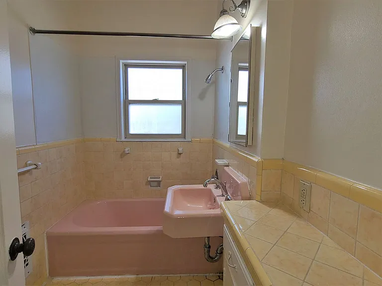 510 Upas St #10 — Photo 9