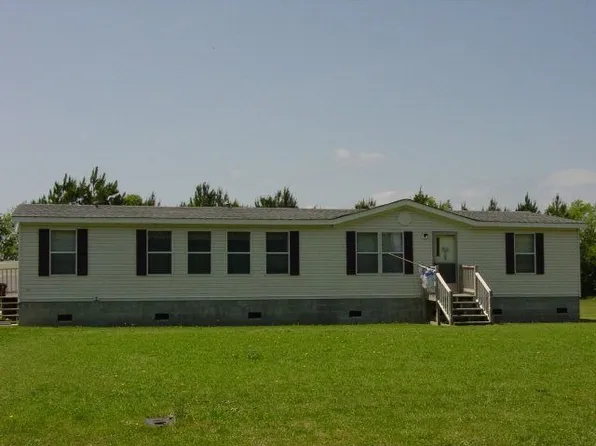 127 Tuscarora Trl, Hertford, NC 27944