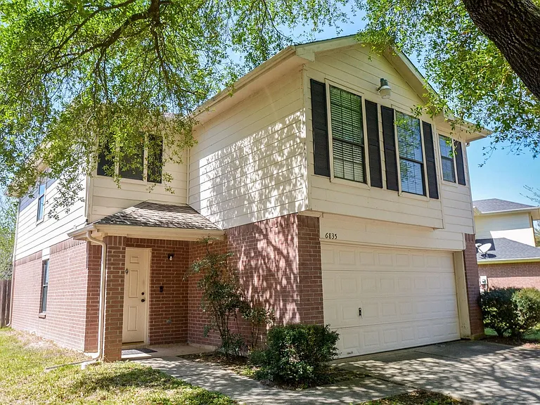 6835 Lower Arrow Dr — Photo 3