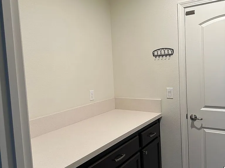 260 Waterfall Rd — Photo 13
