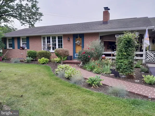16706 Edward Doub Rd, Williamsport, MD 21795