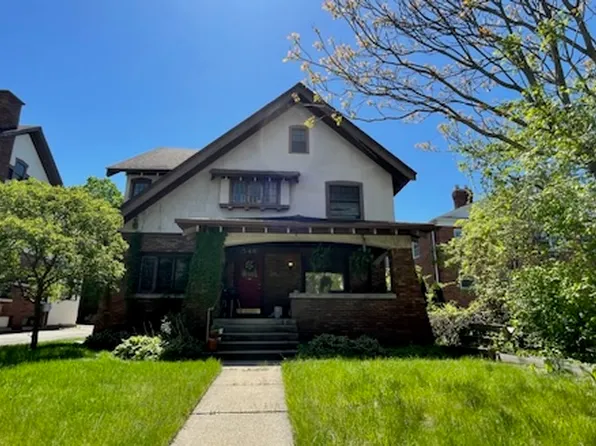 548 Fulton St E APT 3, Grand Rapids, MI 49503