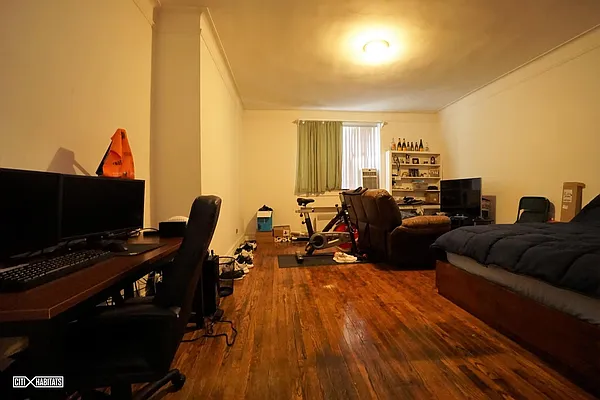 Rented by Citi Habitats | media 3