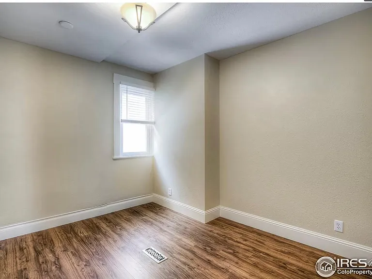 613 Pine St #1 — Photo 9