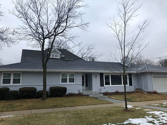 2nd image of 1045 S Stone Ave
