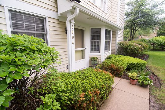 1st image of 3094 Daniels Ct