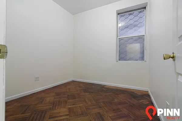 Rented by Pinn Realty | media 14