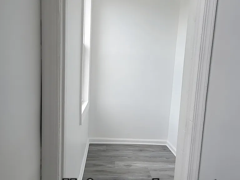 397 Rector St #2 — Photo 7