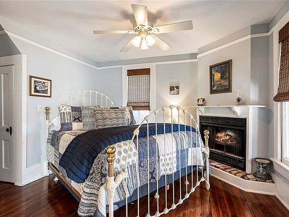 4th image of 174 Spring St