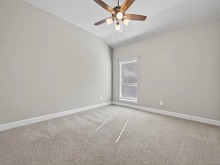 15330 Legacy Park Way — Photo 42