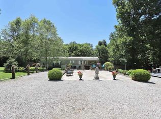 6433 Yankeetown Rd, Newburgh, IN 47630