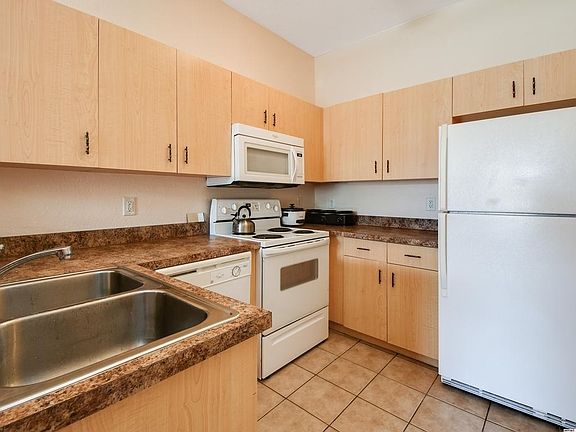 4th image of 18201 Indian Creek Dr