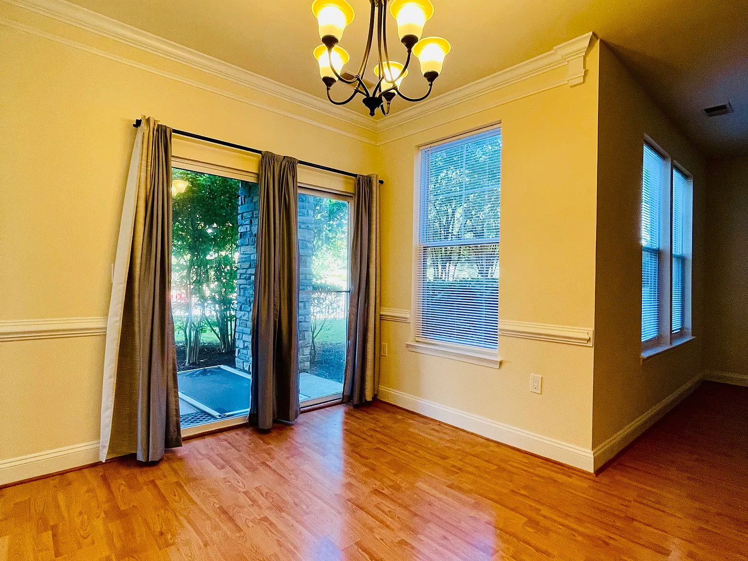 12824 Clarksburg Square Rd — Photo 4