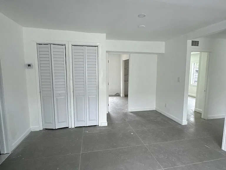 2415 Garfield St — Photo 8