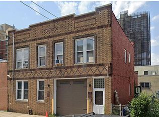 52-10 35th St #1, Long Island City, NY 11101