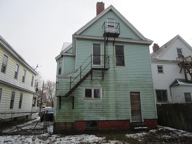 2nd image of 90 N Allen St