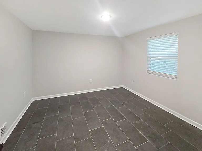 674 Harvest Rd — Photo 16