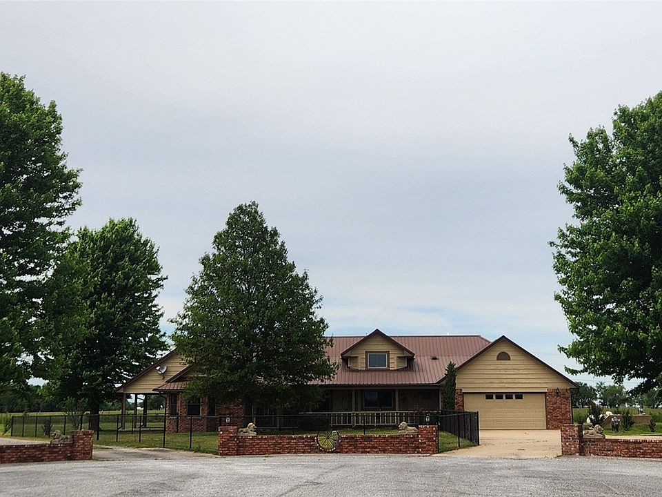 2nd image of 111 Deadwood Dr