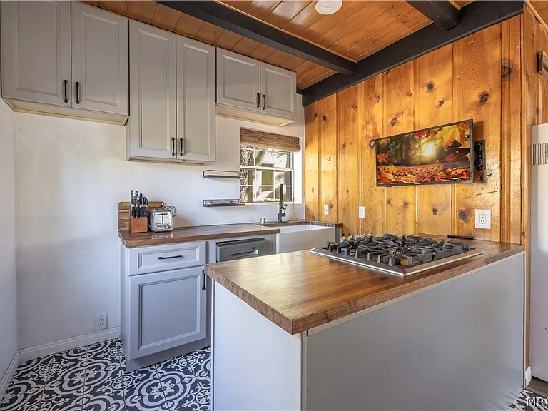 39217 Big Bear Blvd — Photo 13