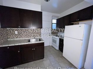 1323 W Estes Ave APT 38, Chicago, IL 60626