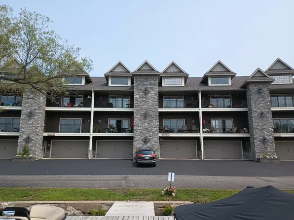 8600 Lakeview Dr #D, Minocqua, WI 54548