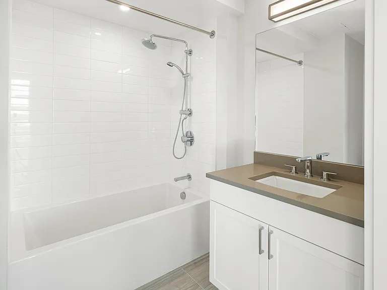 1650 Commonwealth Ave #606 — Photo 11