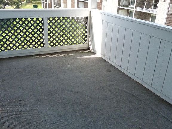 4th image of 4056C Grays Pointe Ct
