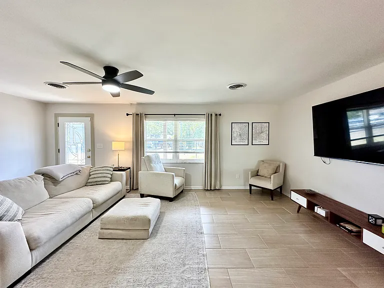 37137 Rutledge Dr — Photo 16