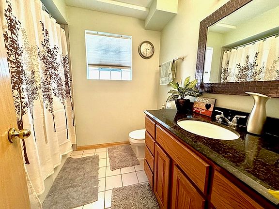 4th image of 1008 N 18th Ave