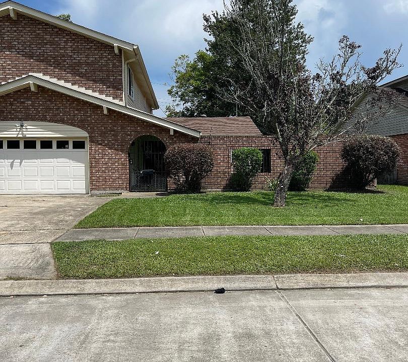 1st image of 3710 Huntlee Dr