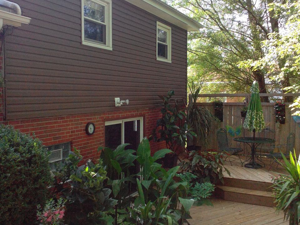 2nd image of 3237 Moyer Dr