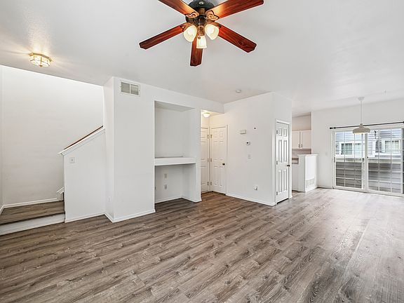 4th image of 19226 E Carolina Pl Unit 103