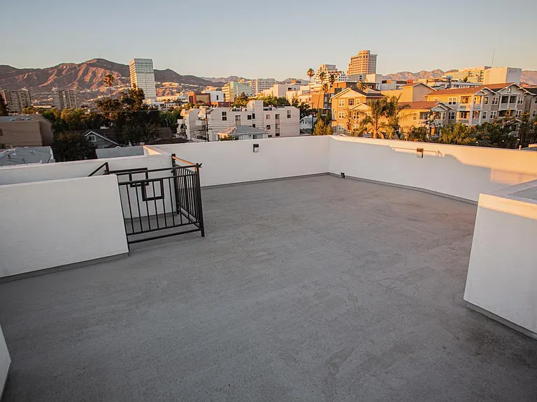 350 Salem St #203 — Photo 18