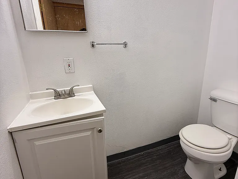 68 Saint John Ave — Photo 5