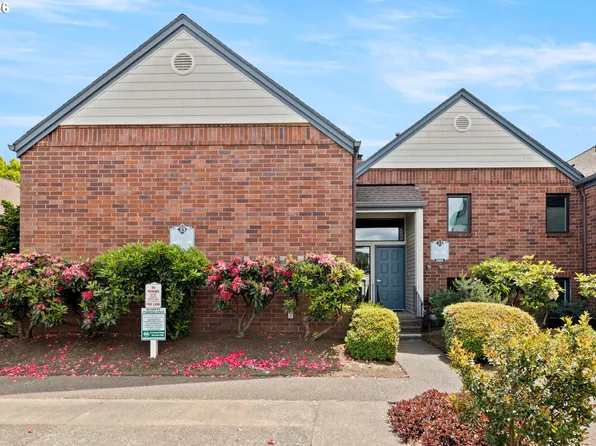 14811 NE Sacramento St Unit 92, Portland, OR 97230