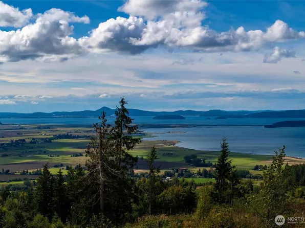 3120 Blanchard Knob Trail, Bow, WA 98232