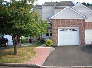 640 Yale Ct, Bensalem, PA 19020