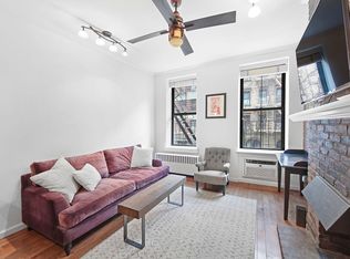 221 W 21st St APT 2D, Manhattan, NY
